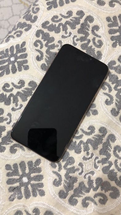 iPhone XS Max продается б/у