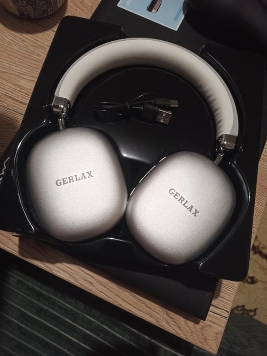 Продам наушники новые