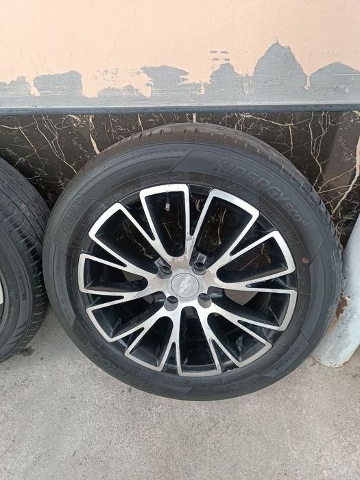Vossen Diska Balon Sotiladi 195 55 R16 Holati Yaxshi Ayibi Yoq