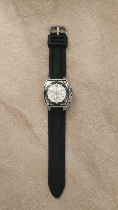 Мъжки часовник Sector