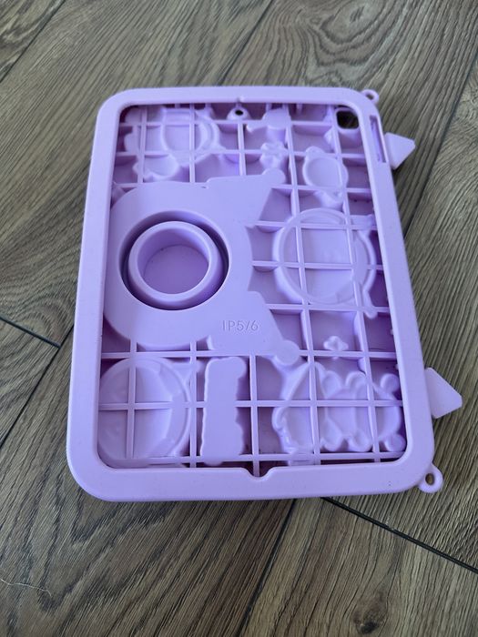 Husa Kuromi iPad 5/6 ,se potriveste si pe iPad air 2