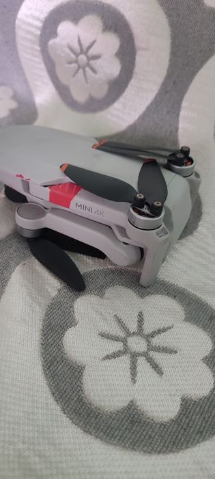 Дрон DJI mini 4K