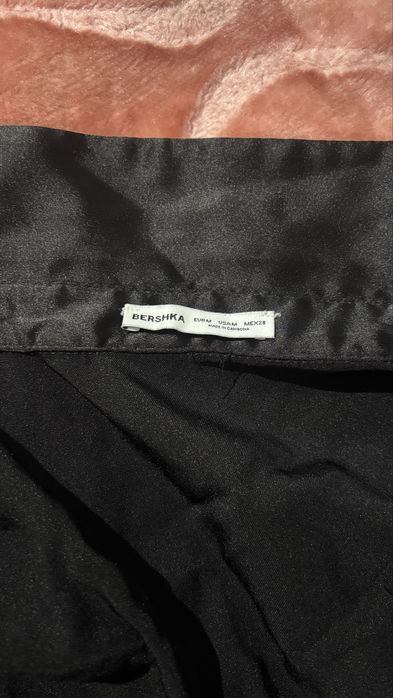 Атласная рубашка приталенная