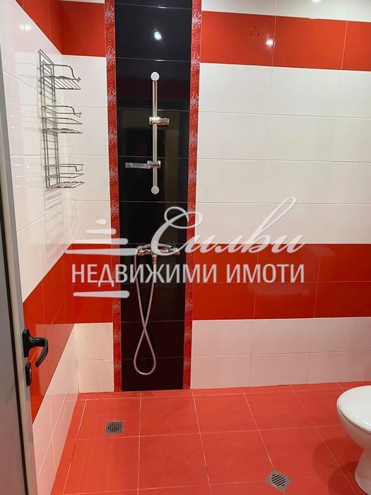 Дава се под наем Тристаен апартамент в Шумен, Център - 70 кв.м за 357 € - Снимка #10