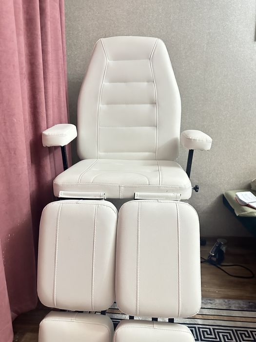 Продам педикюрное кресло