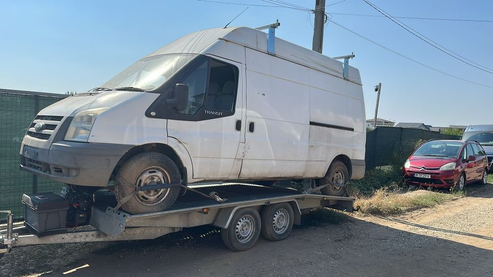Dezmembrez Ford Transit 2.4