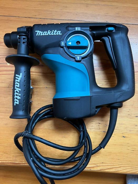 Перфоратор Makita HR2810 2.9 Дж,