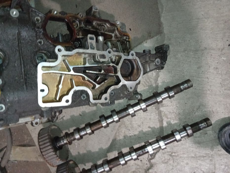 Головка Рено Логан