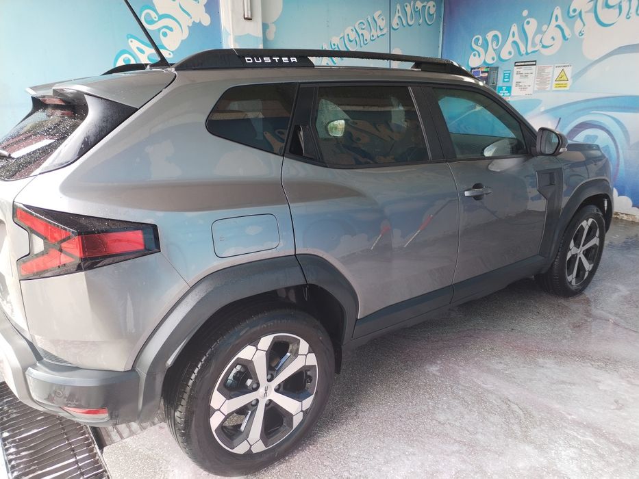 Vând Duster 3 EcoG 2025