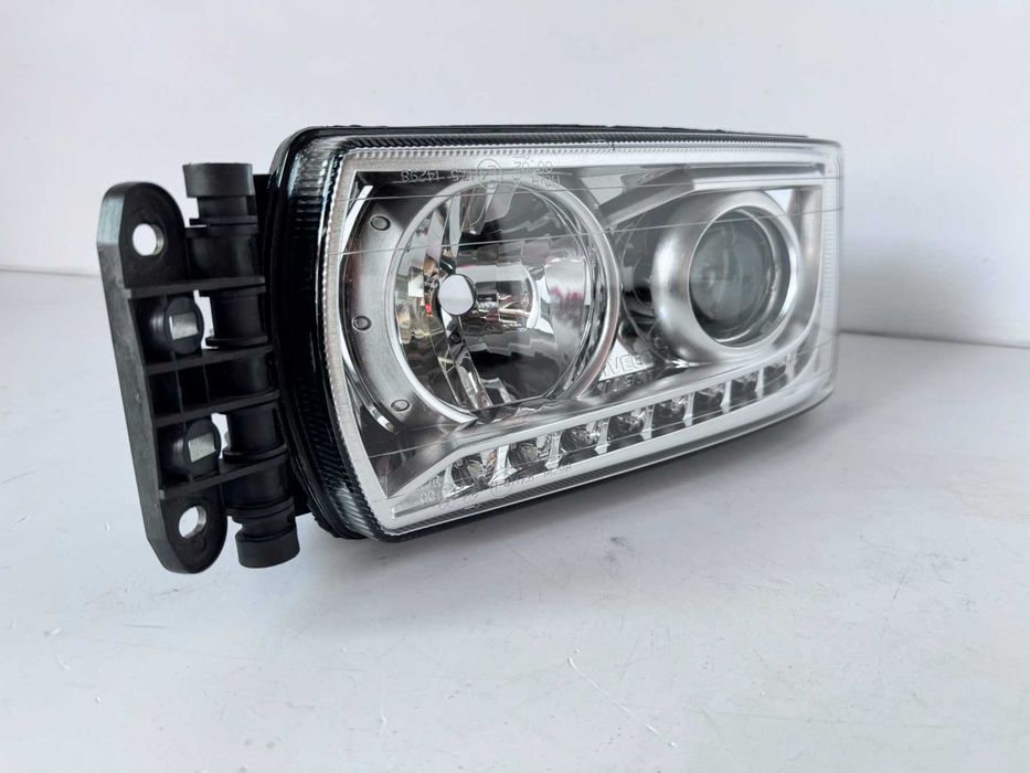 фар ляв IVECO STRALIS led дневни 2012-2021 г. #1065V.