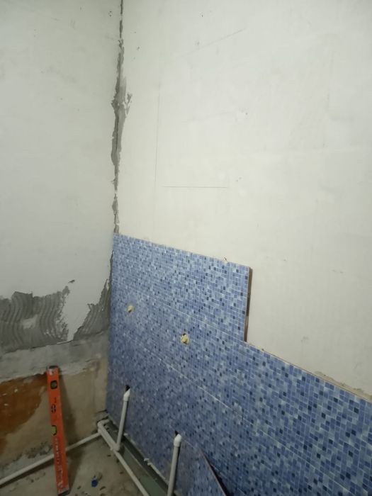 Faiantar zugrav renovari apartamente
