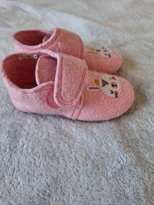 Botosei lana marimea 24