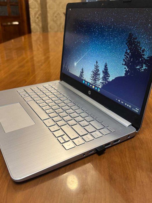 HP Laptop 250GB/8GB DDR4