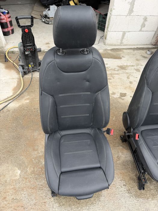 Interior piele / Tapiterie piele Mercedes GLA W247, 2019-2025