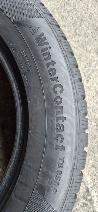 4 anvelope iarna ca si noi Continental 225/60/17.Pretul este pe bucata