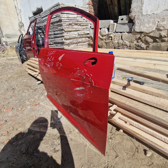 Seat Ibiza  6J    2010  предна дясна врата