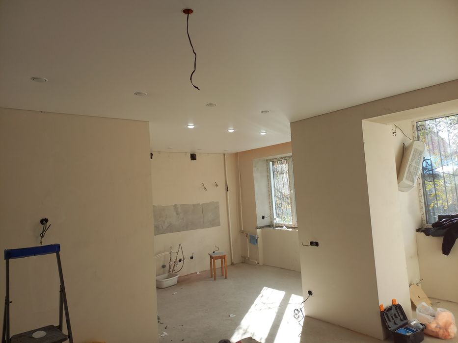 Натяжные потолки