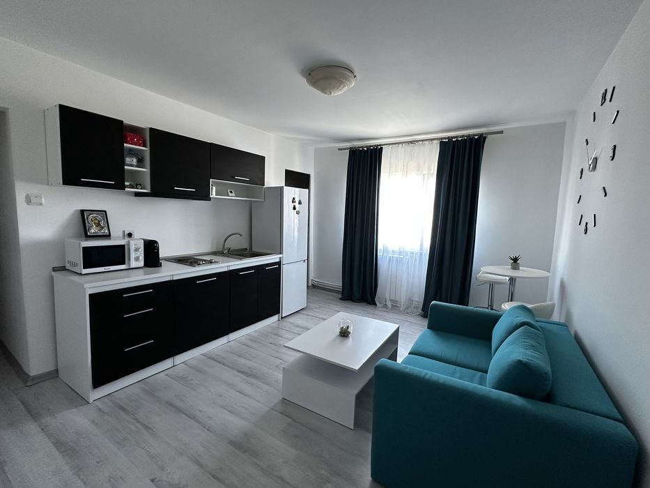Apartament 2 camere, transformat in 3 camere, Zona  Inel 2 - Aleea Solidaritatii