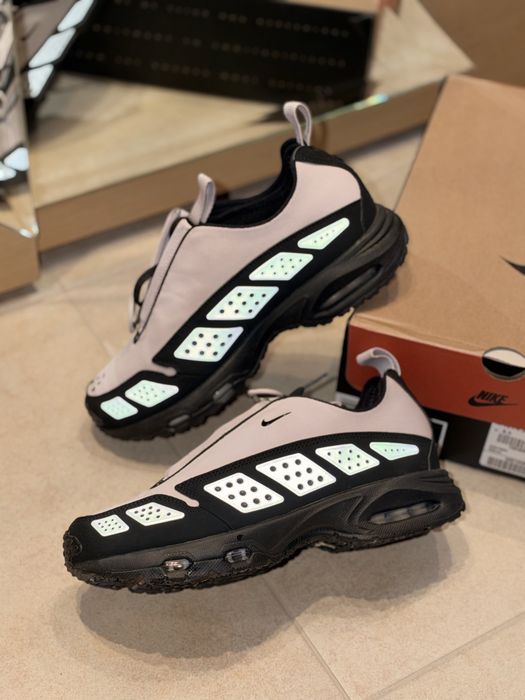 Nike Air Max SNDR 40 / 8.5