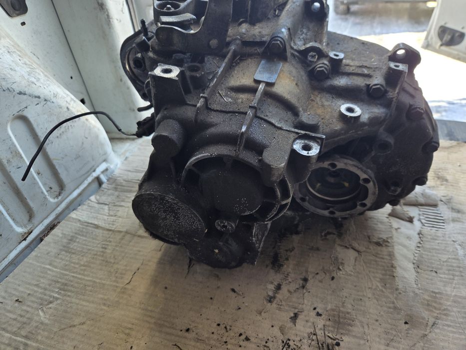 Скорости за Голф 5