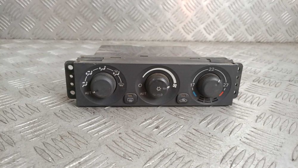 Панел климатик Mitsubishi Pajero 2003г.