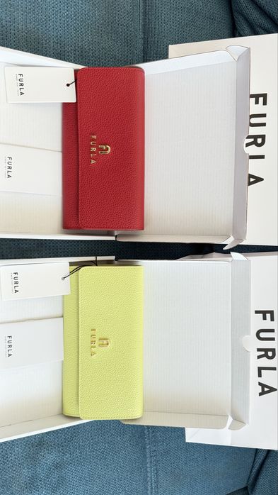 Чисто нов модел Furla Camelia XL.100%оригинал.Жестоки, с етикети и подаръчен плик FURLA