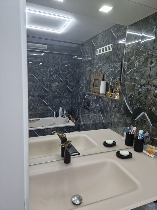 Apartament cu 4 camere