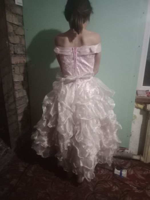 платье на праздник