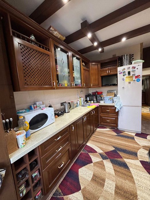 4/3/9, м. Миллийбог, Дружба Народов, 96 м², авторский ремонт, мебелью