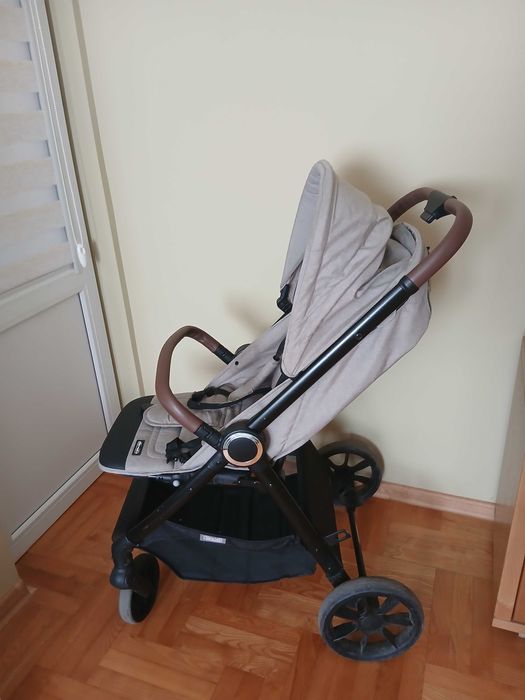 Количка Chipolino Ultera със зимно чувалче