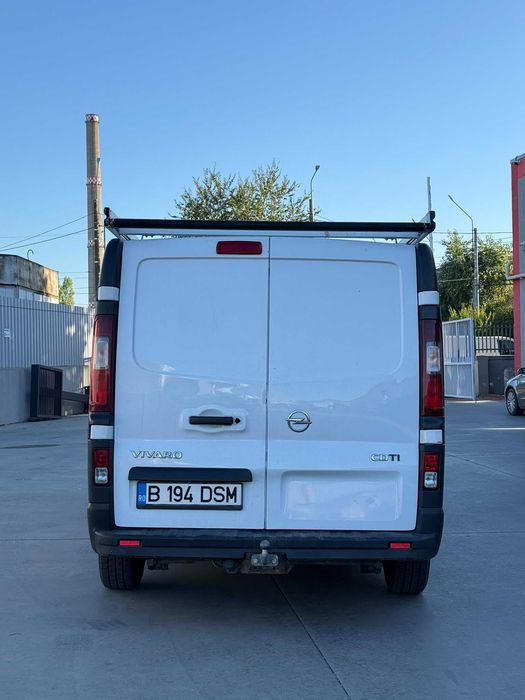 Opel Vivaro 1.6 CDTI 116CP 2015 L2 - 6 m3, economic, acte la zi