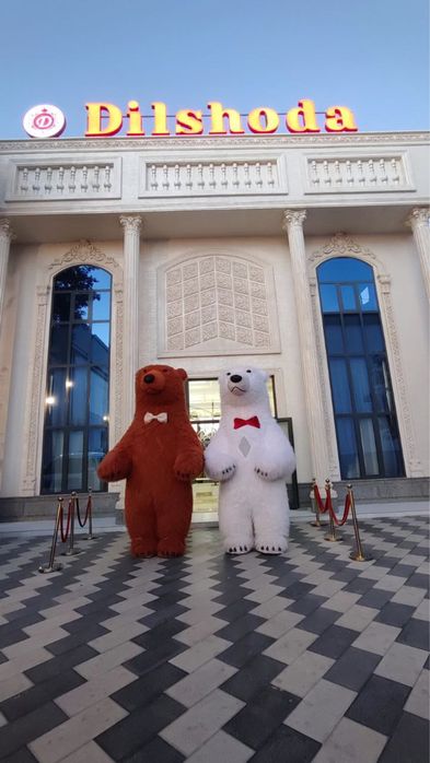 Igrushkalar katta ayiqlar harflarni perezdentiskiy lentalar bor