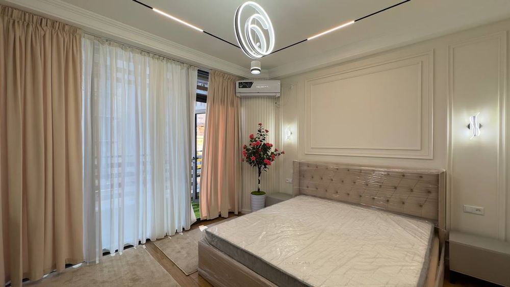 Zarafshon City Продается квартира ремонт ул.Бобура Пирамит
