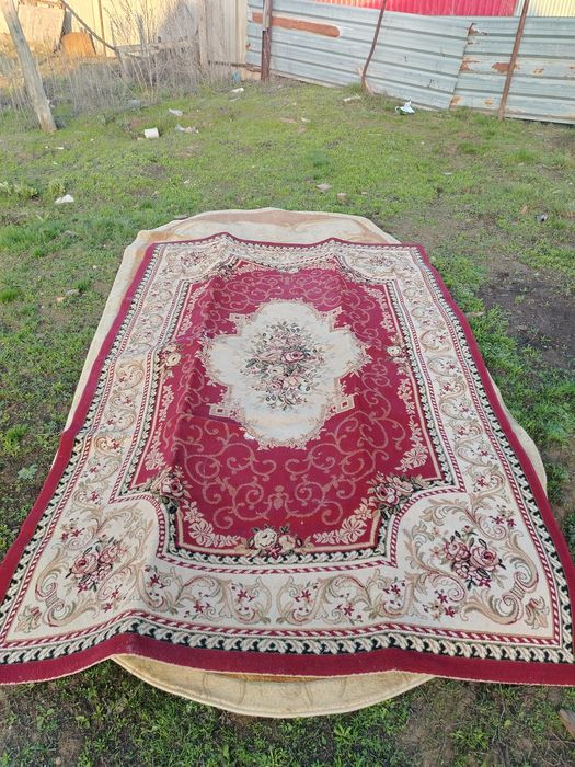 Продам ковры в отличном состоянии