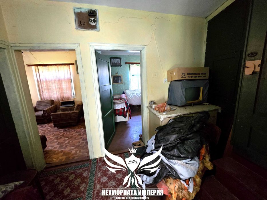 Продавам двуетажна къща 120РЗП с 260кв. двор в село Малево