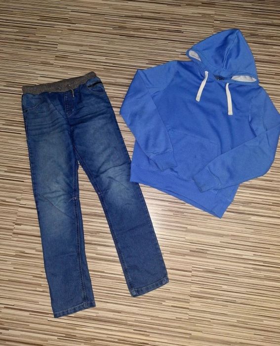 Set mărime 11-12 ani.