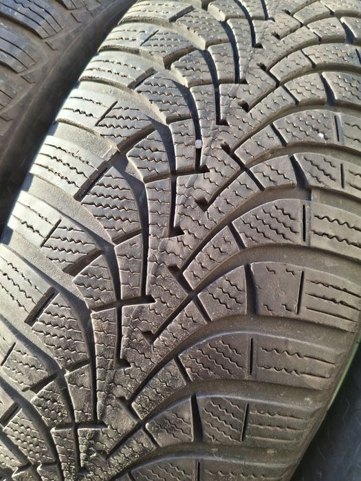 4 Anvelope de iarnă  205 60 r16  Goodyear
