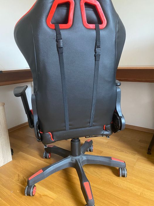 геймърски компютърен стол черен/червен