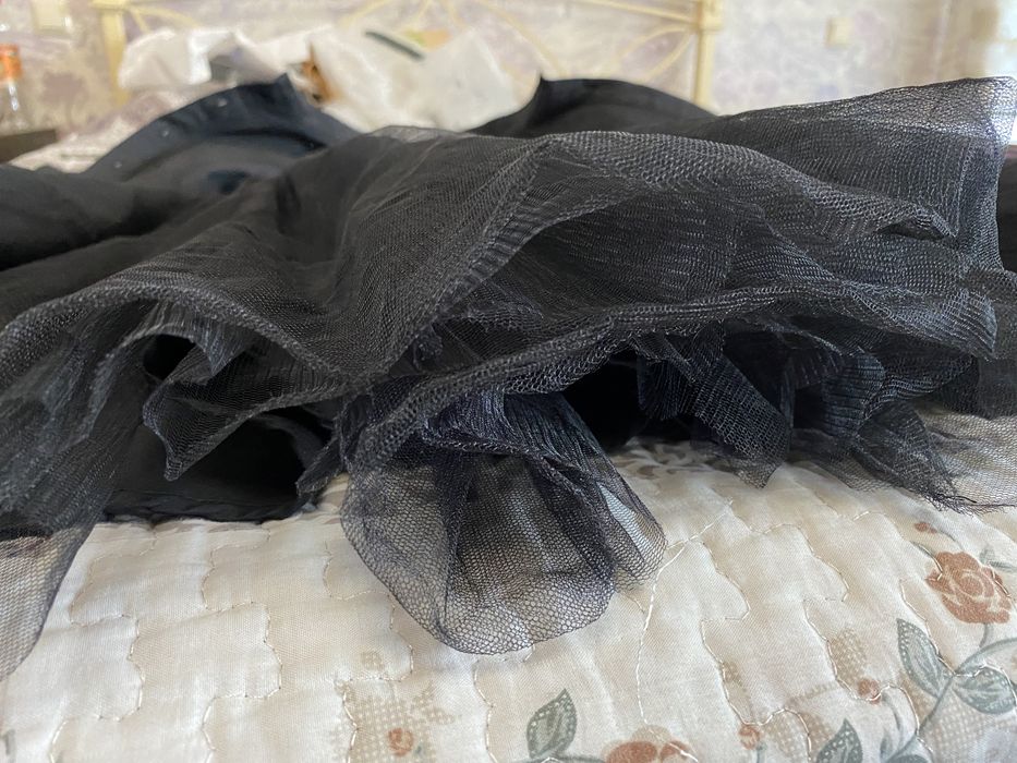 Платье с пышной юбкой в сетку