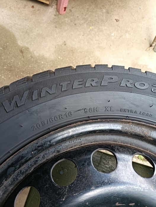 Roți jante și cauciucuri iarnă Ford