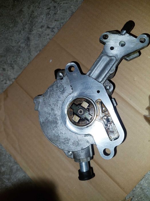 VW Вакуум помпа за 1.9/2.0 TDI