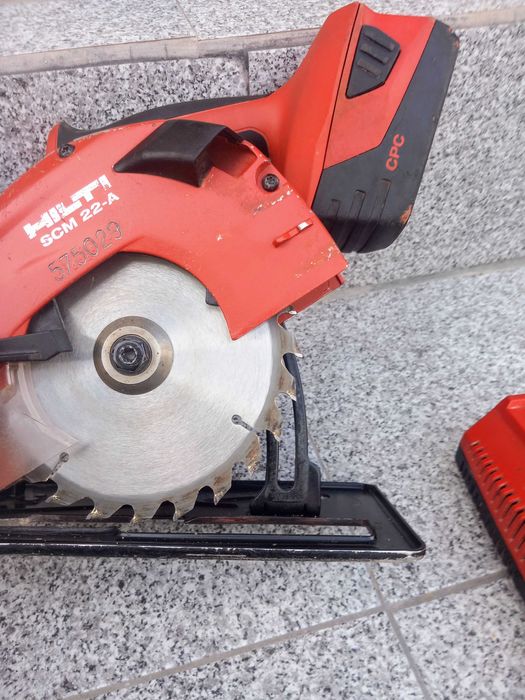 Hilti SCM 22-A Акумулаторен циркуляр за метал Хилти