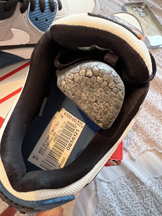 Adidasi Nike de barbatii marimea 39