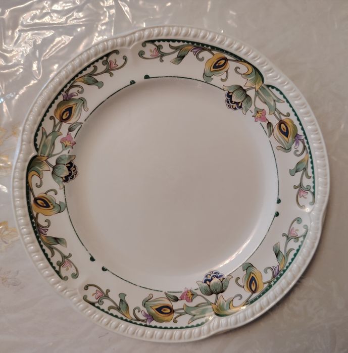 Английская фарфоровая тарелка «Churchill Super Vitrified Hotelware».