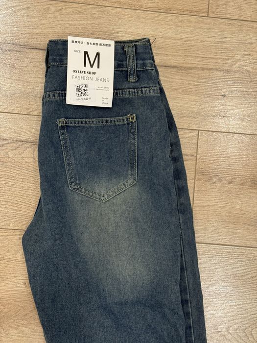 Новые джинсы размер М
