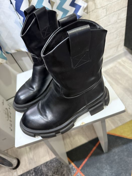 Продам зимние сапоги цигейка6000 тг