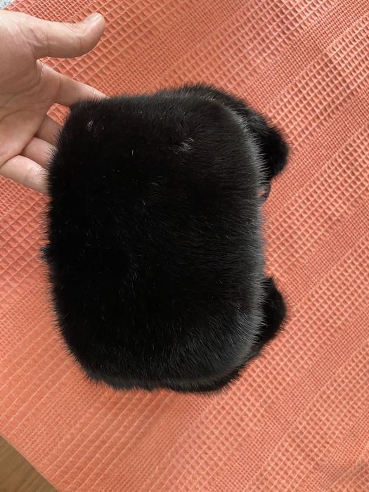 Продам 2 ушанки