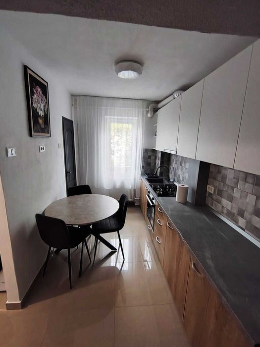 Apartament de închiriat