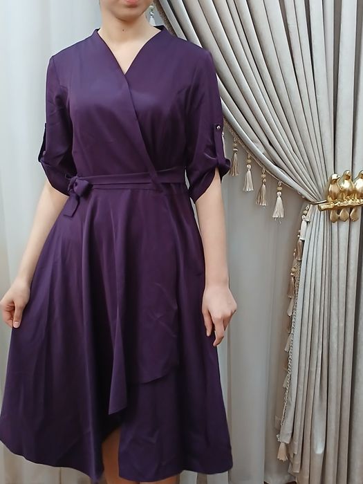 Ayollar kiyimi sotiladi