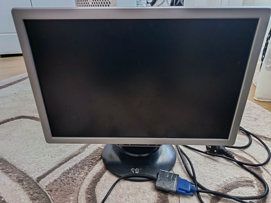 Monitor pc 17" + adaptor hdmi
